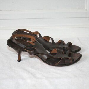 LAST CHANCE! BUY NOW! Cydwoq Hand Made Leather Strappy Kitten Heels 39/9